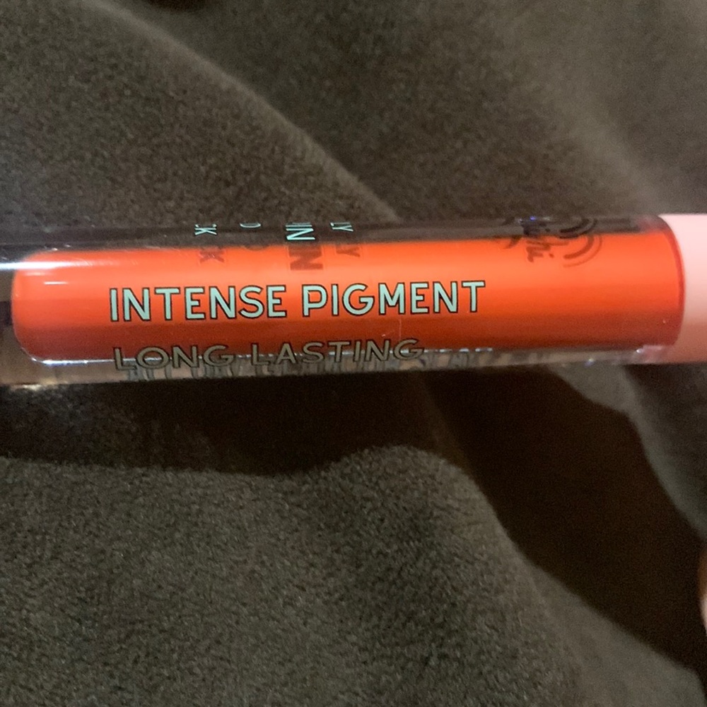 Kimchi Mattely Poppin liquid lipstick